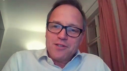 Pfizer-Corporation-Austria-Geschäftsführer Robin Rumler Robin Rumler im Gespräch