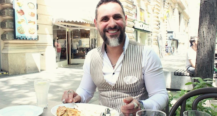 Interview mit Barbier Ali Barber - ©talkaccino.at Barbier Ali Barber im Gespräch - ©talkaccino.at