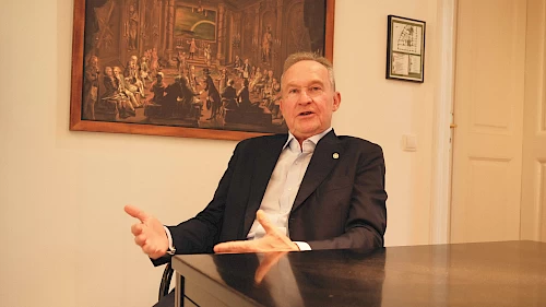 Freimaurer-Großmeister Georg Semler Im Gespräch mit Freimaurer-Großmeister Georg Semler