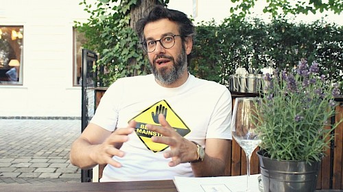 Modelabel-Gründer Mišo Ćurčić de Jong Interview mit Modelabel-Gründer Mišo Ćurčić de Jong