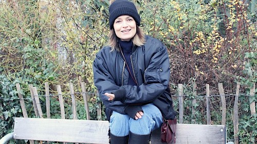 Schriftstellerin & Kolumnistin Ela Angerer Im Interview mit Ela Angerer