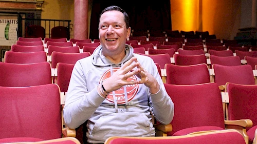 Komiker & Parodist Alex Kristan Interview im Stadtsaal mit Alex Kristan